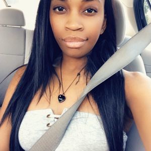 Meet your Posher, Alexis